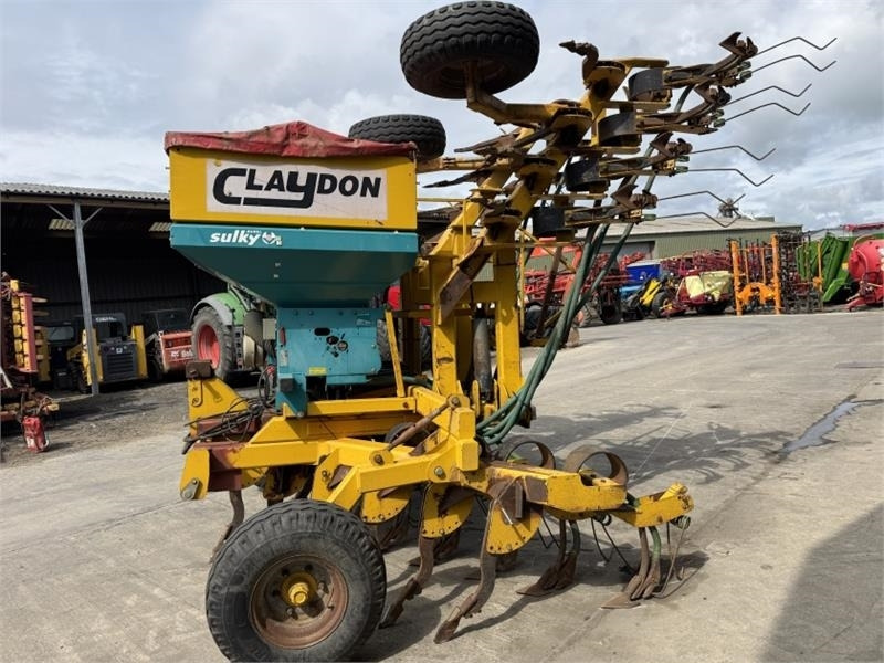 Claydon 6m V Form Drill - Kombinovana mašina za setvu: slika 4 Claydon 6m V Form Drill - Kombinovana mašina za setvu: slika 4