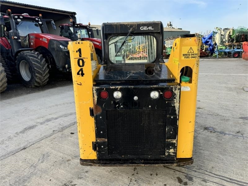 Gehl R165 Skid Steer - Mini utovarivač: slika 3 Gehl R165 Skid Steer - Mini utovarivač: slika 3