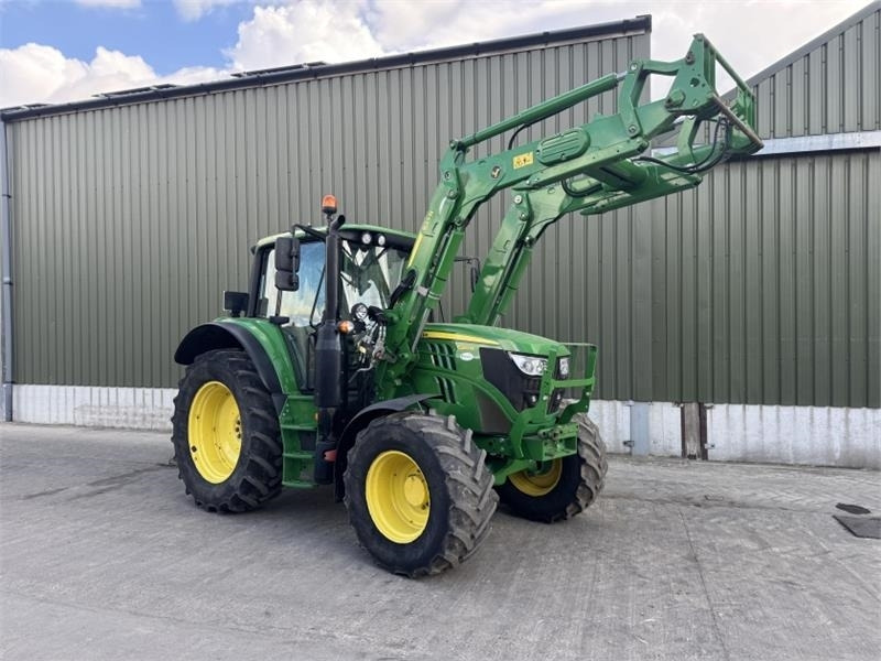 John Deere 6120M c/w 623R Loader **Low Hours** - Traktor: slika 3 John Deere 6120M c/w 623R Loader **Low Hours** - Traktor: slika 3