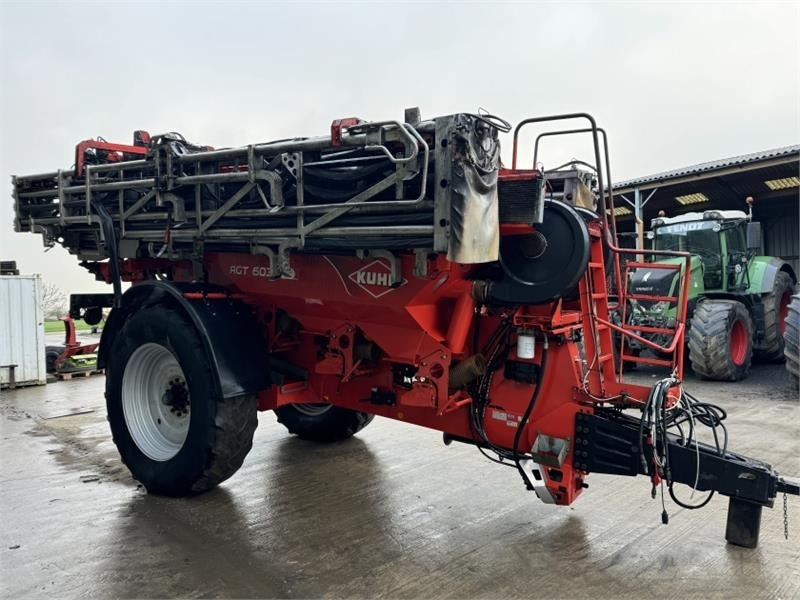 Kuhn AGT 6036 Boom Fert Spreader - Rasipač veštačkog đubriva: slika 4 Kuhn AGT 6036 Boom Fert Spreader - Rasipač veštačkog đubriva: slika 4