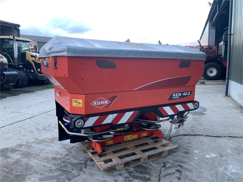 Kuhn Axis 40.2 M-EMC Fert Spreader - Rasipač veštačkog đubriva: slika 3 Kuhn Axis 40.2 M-EMC Fert Spreader - Rasipač veštačkog đubriva: slika 3