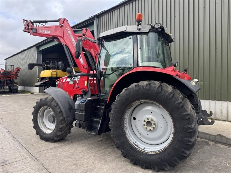 Massey Ferguson 7716 Dyna-6 c/w FL4323 Loader - Traktor: slika 2 Massey Ferguson 7716 Dyna-6 c/w FL4323 Loader - Traktor: slika 2