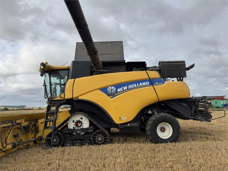 New Holland CR9090 Rotary Combine **Video Below** - Dodatak za kombajn: slika 2 New Holland CR9090 Rotary Combine **Video Below** - Dodatak za kombajn: slika 2
