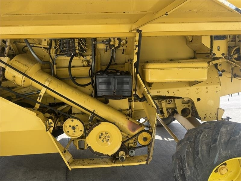 Dodatak za kombajn New Holland TX65 c/w 17ft Header: slika 9