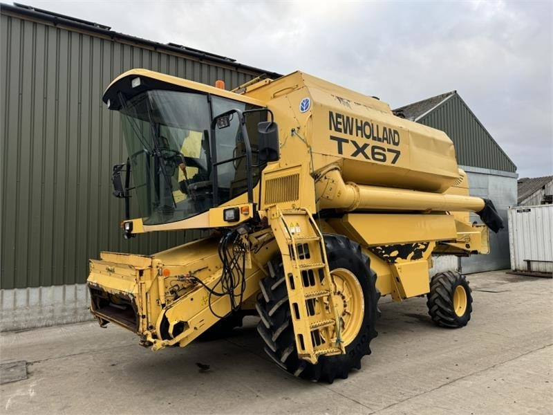 New Holland TX67 c/w 20ft Header - Dodatak za kombajn: slika 3 New Holland TX67 c/w 20ft Header - Dodatak za kombajn: slika 3