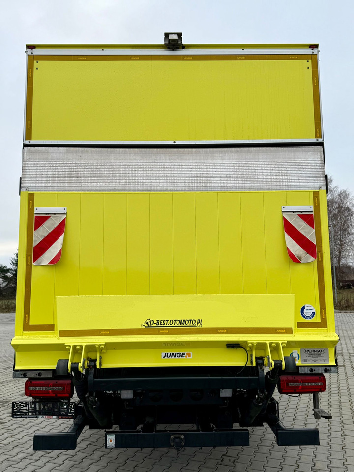 MAN TGM 15.250 / IZOTERMA / WINDA / 18 EUROPALET / ŁADOWNOŚĆ 7 615 KG / 150 TYŚ KM / AUTOMAT / JAK NOWY / 2020 ROK / KONTENER - Izotermički kamion: slika 5 MAN TGM 15.250 / IZOTERMA / WINDA / 18 EUROPALET / ŁADOWNOŚĆ 7 615 KG / 150 TYŚ KM / AUTOMAT / JAK NOWY / 2020 ROK / KONTENER - Izotermički kamion: slika 5