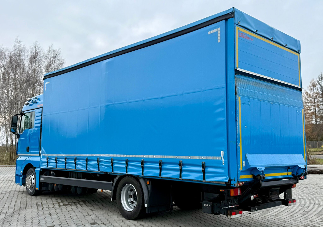 MAN TGX 18.360 / FIRANKA / WINDA / AUTOMAT / NOWE OPONY / EURO 6 / SYPIALKA / SPROWADZONY - Kamion sa ceradom: slika 3 MAN TGX 18.360 / FIRANKA / WINDA / AUTOMAT / NOWE OPONY / EURO 6 / SYPIALKA / SPROWADZONY - Kamion sa ceradom: slika 3