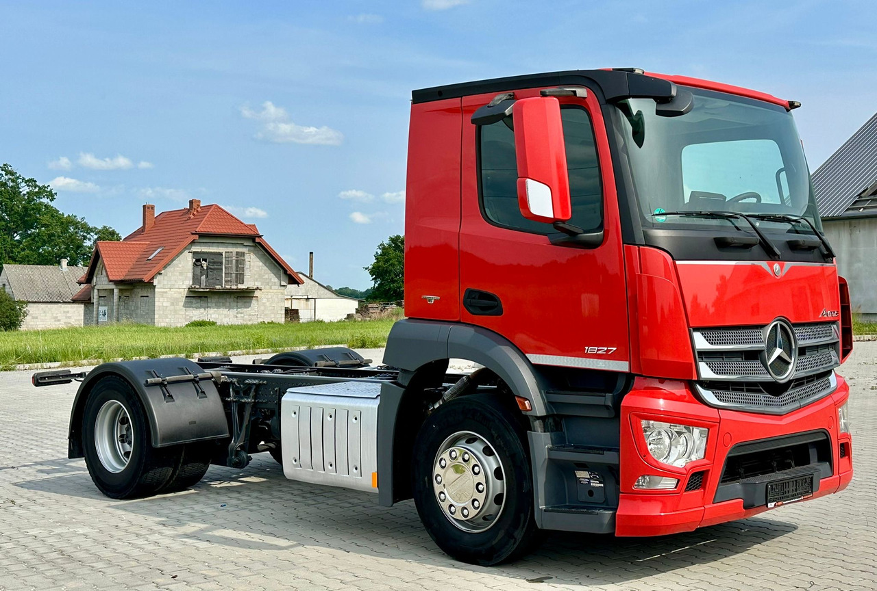 MERCEDES-BENZ ANTOS 1827 / DO ZABUDOWY / ROZSTAW OSI 3.8 M / EURO 6 / WYWROTKA / BECZKA / UTRZYMANIE DRÓG / HAKOWIEC / Z NIEMIEC - Kamion sa golom šasijom i zatvorenom kabinom: slika 1 MERCEDES-BENZ ANTOS 1827 / DO ZABUDOWY / ROZSTAW OSI 3.8 M / EURO 6 / WYWROTKA / BECZKA / UTRZYMANIE DRÓG / HAKOWIEC / Z NIEMIEC - Kamion sa golom šasijom i zatvorenom kabinom: slika 1