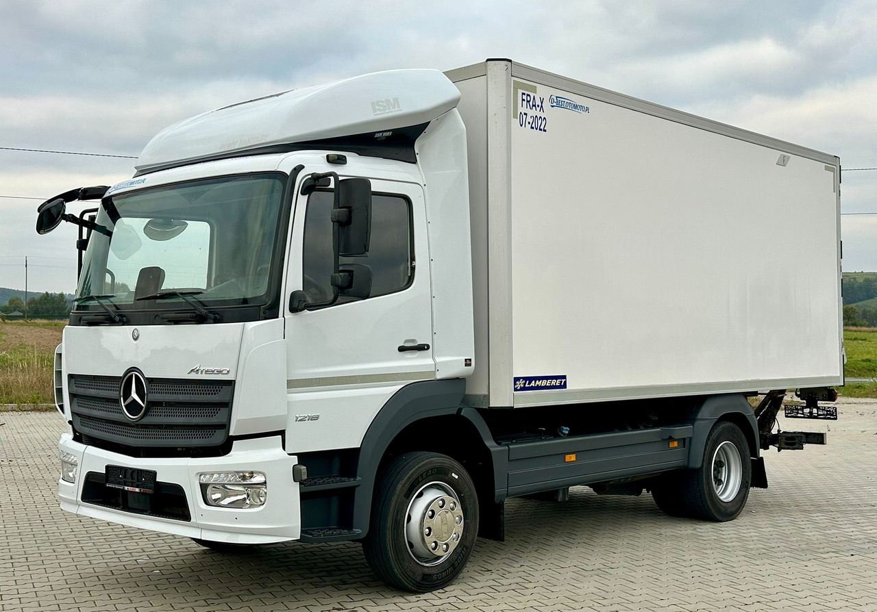MERCEDES-BENZ ATEGO 1218 / CHŁODNIA / WINDA / 12 PALET / 5.10 M DŁUGOŚCI / AUTOMAT / LAMBERET / 5090 KG ŁADOWNOŚCI - Hladnjača: slika 2 MERCEDES-BENZ ATEGO 1218 / CHŁODNIA / WINDA / 12 PALET / 5.10 M DŁUGOŚCI / AUTOMAT / LAMBERET / 5090 KG ŁADOWNOŚCI - Hladnjača: slika 2