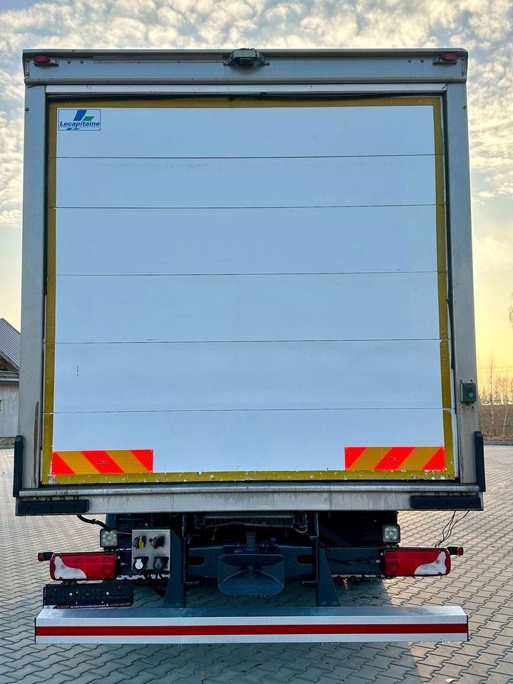 SCANIA G360 / IZOTERMA / 6.8 M DŁUGOŚCI / AUTOMAT / CAŁA NA PODUSZKACH / KLIMA POSTOJOWA / ELEKTRYCZNA ROLETA TYŁ / SYPIALKA - Izotermički kamion: slika 4 SCANIA G360 / IZOTERMA / 6.8 M DŁUGOŚCI / AUTOMAT / CAŁA NA PODUSZKACH / KLIMA POSTOJOWA / ELEKTRYCZNA ROLETA TYŁ / SYPIALKA - Izotermički kamion: slika 4