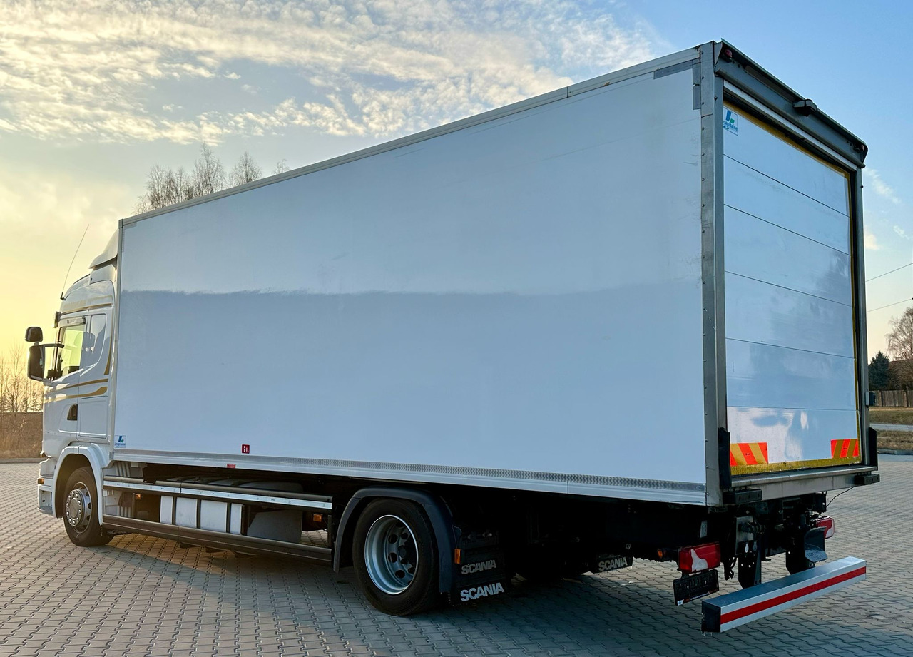 SCANIA G360 / IZOTERMA / 6.8 M DŁUGOŚCI / AUTOMAT / CAŁA NA PODUSZKACH / KLIMA POSTOJOWA / ELEKTRYCZNA ROLETA TYŁ / SYPIALKA - Izotermički kamion: slika 5 SCANIA G360 / IZOTERMA / 6.8 M DŁUGOŚCI / AUTOMAT / CAŁA NA PODUSZKACH / KLIMA POSTOJOWA / ELEKTRYCZNA ROLETA TYŁ / SYPIALKA - Izotermički kamion: slika 5