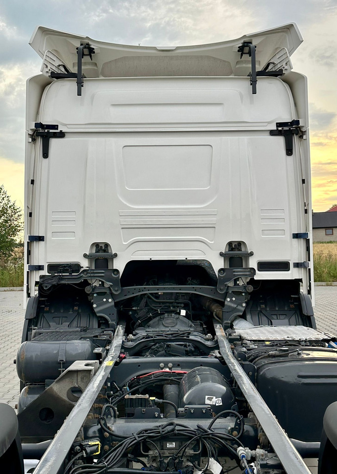 SCANIA P220 / RAMA DO ZABUDOWY / ROZSTAW OSI 3.90 M / SILNIK 6 / WYWROTKA / BECZKA / HAKOWIEC / UTRZYMANIE DRÓG / AUTOMAT / 2019 ROK / NISKI PRZEBIEG - Kamion sa golom šasijom i zatvorenom kabinom: slika 5 SCANIA P220 / RAMA DO ZABUDOWY / ROZSTAW OSI 3.90 M / SILNIK 6 / WYWROTKA / BECZKA / HAKOWIEC / UTRZYMANIE DRÓG / AUTOMAT / 2019 ROK / NISKI PRZEBIEG - Kamion sa golom šasijom i zatvorenom kabinom: slika 5