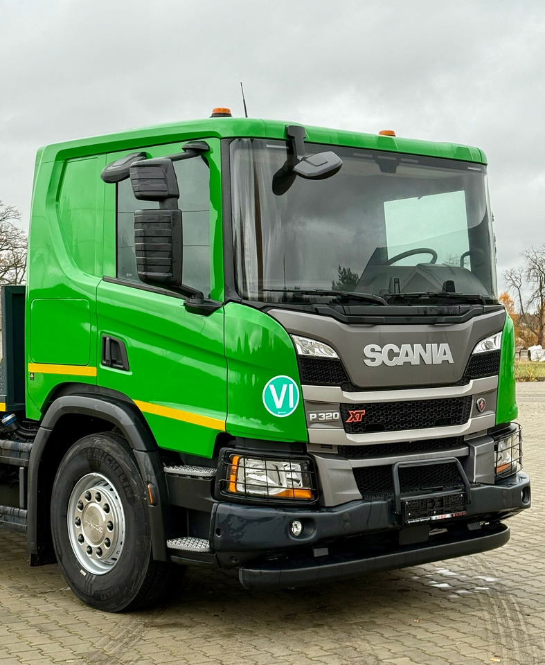SCANIA P320 / PLATFORMA / NOWY / 5 TYŚ KM / SYPIALKA / 2023 ROK / CAŁA NA PODUSZKACH / 7.7 M DŁUGOŚCI / LAWETA / DO PRZEWOZU MASZYN ROLNICZYCH ITP - Kamion sa tovarnim sandukom: slika 5 SCANIA P320 / PLATFORMA / NOWY / 5 TYŚ KM / SYPIALKA / 2023 ROK / CAŁA NA PODUSZKACH / 7.7 M DŁUGOŚCI / LAWETA / DO PRZEWOZU MASZYN ROLNICZYCH ITP - Kamion sa tovarnim sandukom: slika 5