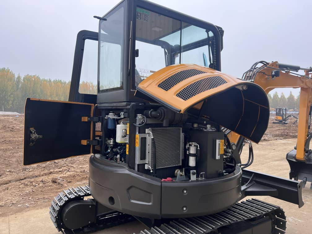 Novu Mini bager KUBOTA Diesel Mini excavator 4 Ton - Müller Machinery MB 40 Plus - VKSH: slika 9