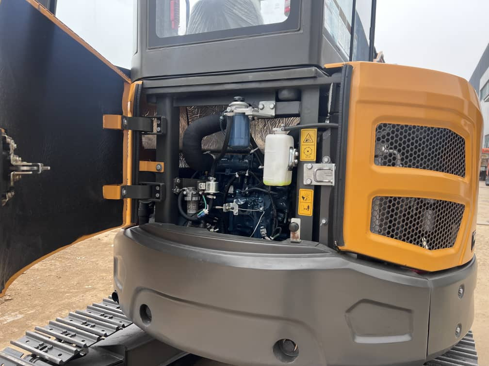 Novu Mini bager KUBOTA Diesel Mini excavator 4 Ton - Müller Machinery MB 40 Plus - VKSH: slika 10