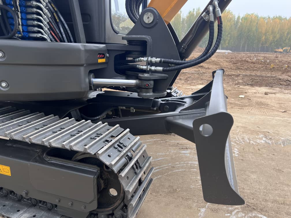 Novu Mini bager KUBOTA Diesel Mini excavator 4 Ton - Müller Machinery MB 40 Plus - VKSH: slika 8