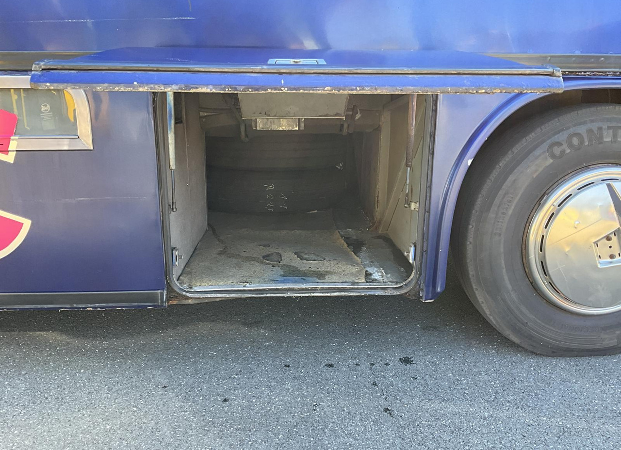 Turistički autobus Neoplan N 212: slika 6