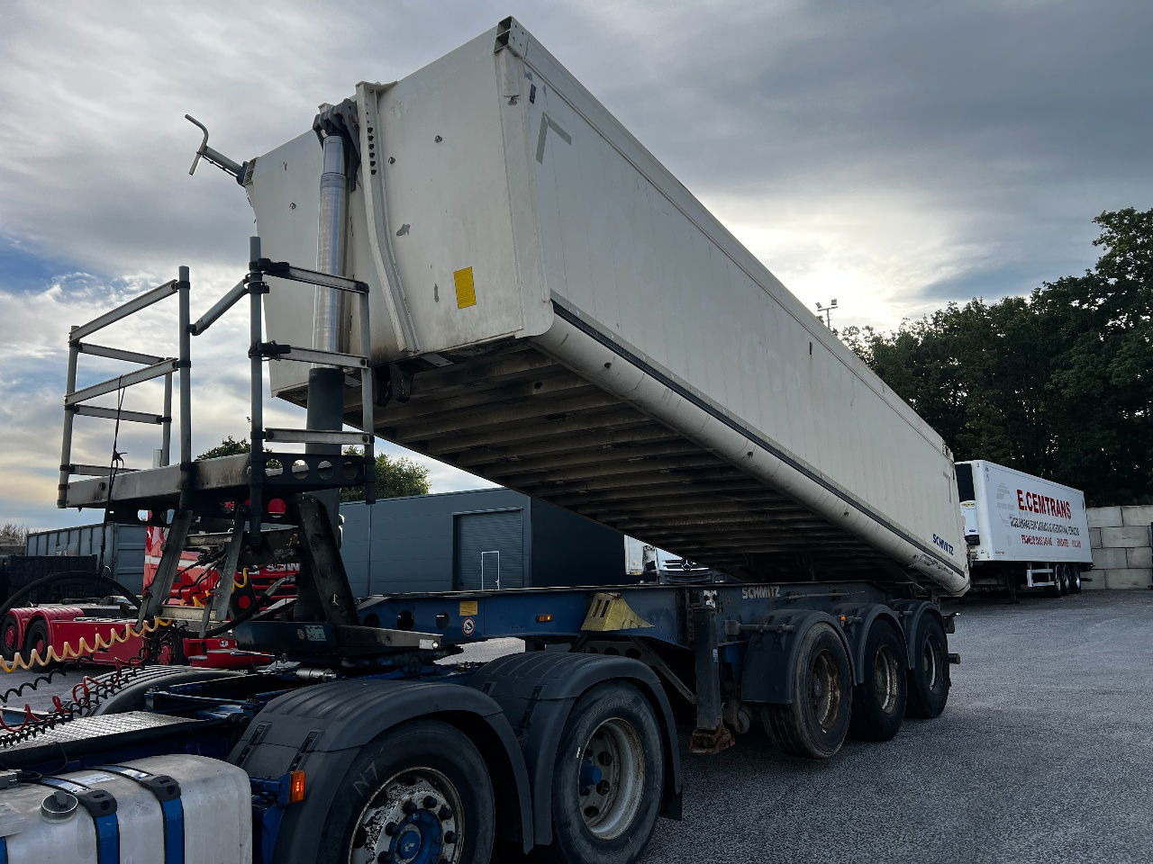 Schmitz Cargobull Gotha 27m3, SAF, ALU - Poluprikolica istovarivača: slika 1 Schmitz Cargobull Gotha 27m3, SAF, ALU - Poluprikolica istovarivača: slika 1