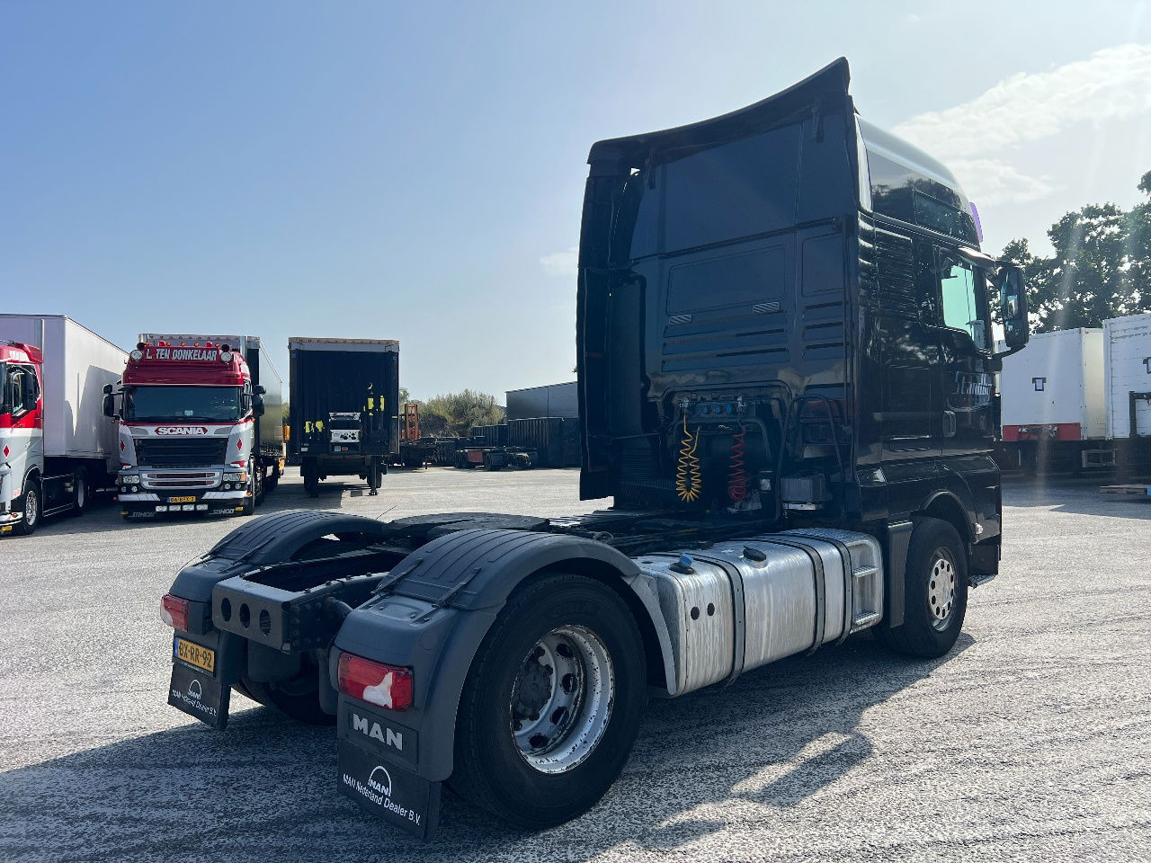 MAN TGX 18.400 XXL Euro 5, NL Truck - Tegljač: slika 3 MAN TGX 18.400 XXL Euro 5, NL Truck - Tegljač: slika 3