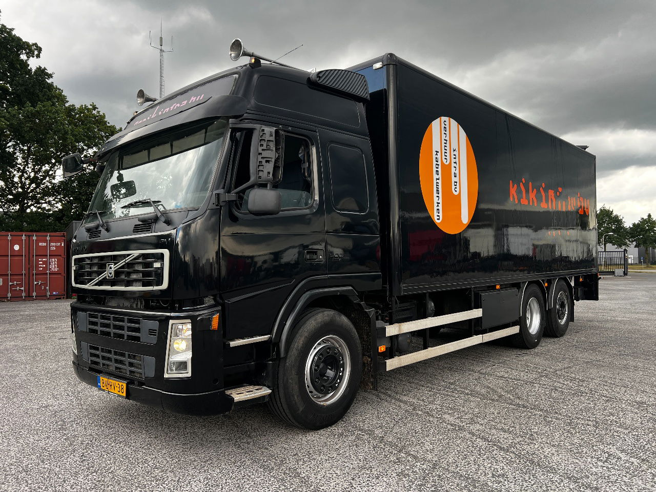 Volvo FM 9.300 Globe 6x2, Euro 5 - Kamion sa zatvorenim sandukom: slika 1 Volvo FM 9.300 Globe 6x2, Euro 5 - Kamion sa zatvorenim sandukom: slika 1