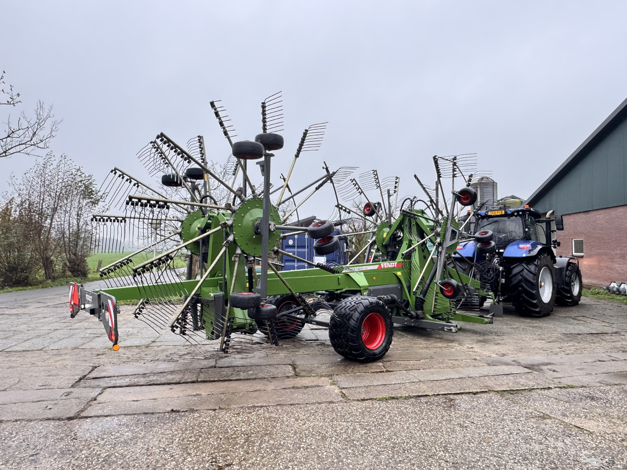 Fendt Former 14055 Pro - Prevrtač/ Grabuljač: slika 4 Fendt Former 14055 Pro - Prevrtač/ Grabuljač: slika 4