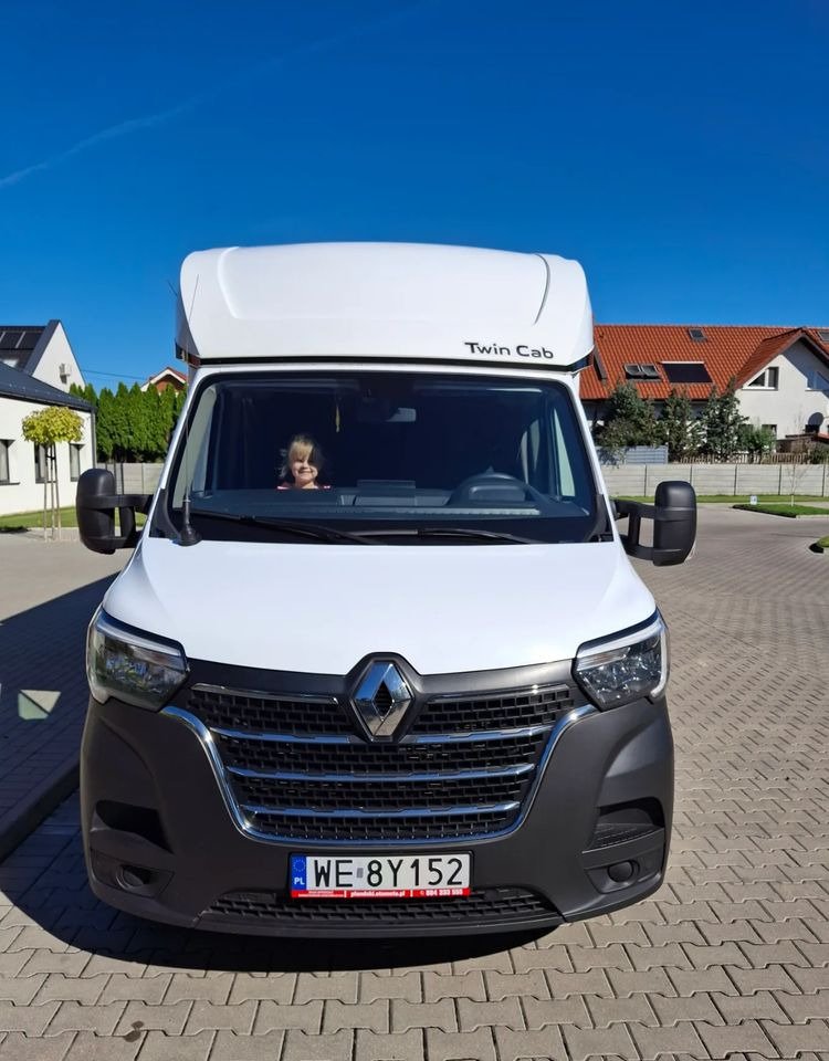 Dostavno vozilo sa ceradom Renault Master: slika 7