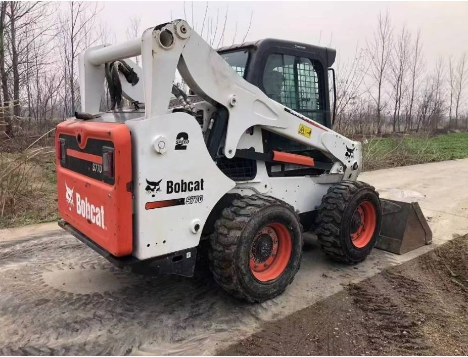 Bobcat S 770 - Mini utovarivač: slika 1 Bobcat S 770 - Mini utovarivač: slika 1