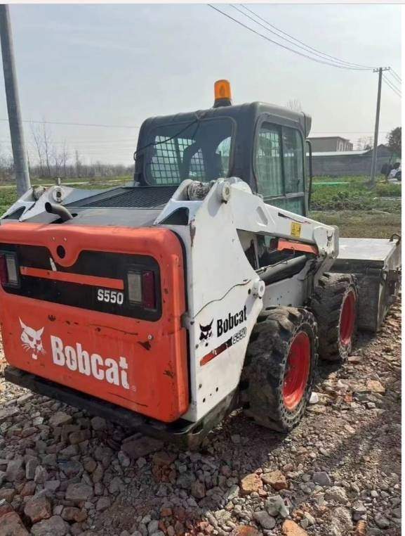 Bobcat S550 - Mini utovarivač: slika 2 Bobcat S550 - Mini utovarivač: slika 2
