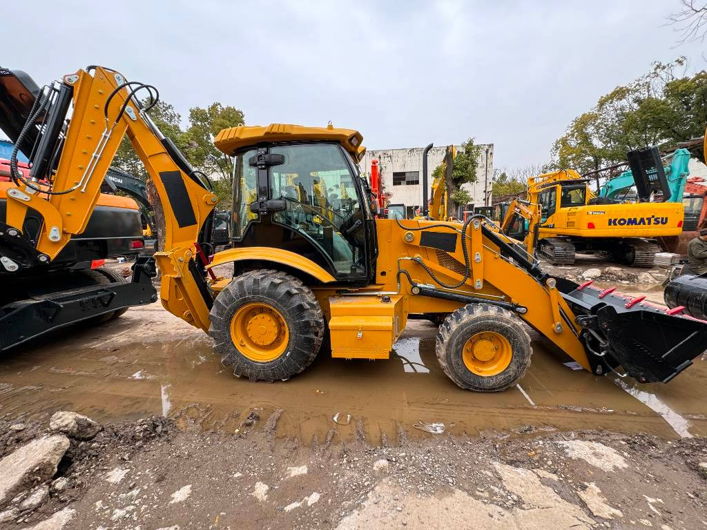 CAT 100% new CAT 420 F - Bager utovarivač: slika 5 CAT 100% new CAT 420 F - Bager utovarivač: slika 5