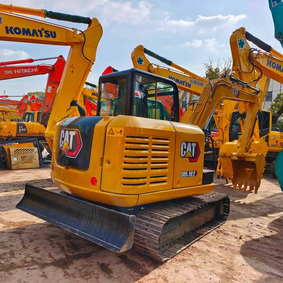 CAT 305.5 E - Mini bager: slika 1 CAT 305.5 E - Mini bager: slika 1