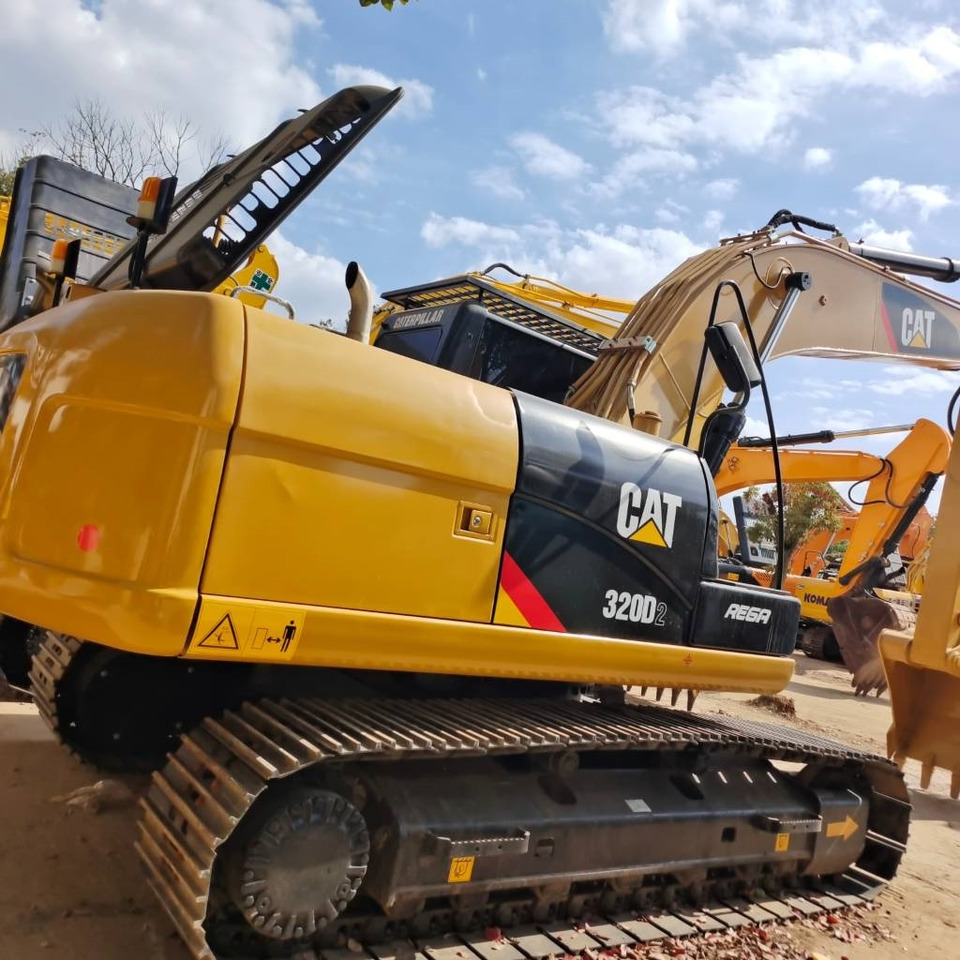 CAT 320 D2 - Bager guseničar: slika 5 CAT 320 D2 - Bager guseničar: slika 5