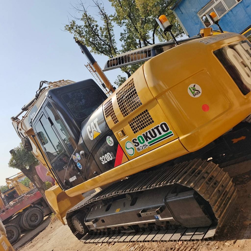 CAT 320 D2 - Bager guseničar: slika 1 CAT 320 D2 - Bager guseničar: slika 1