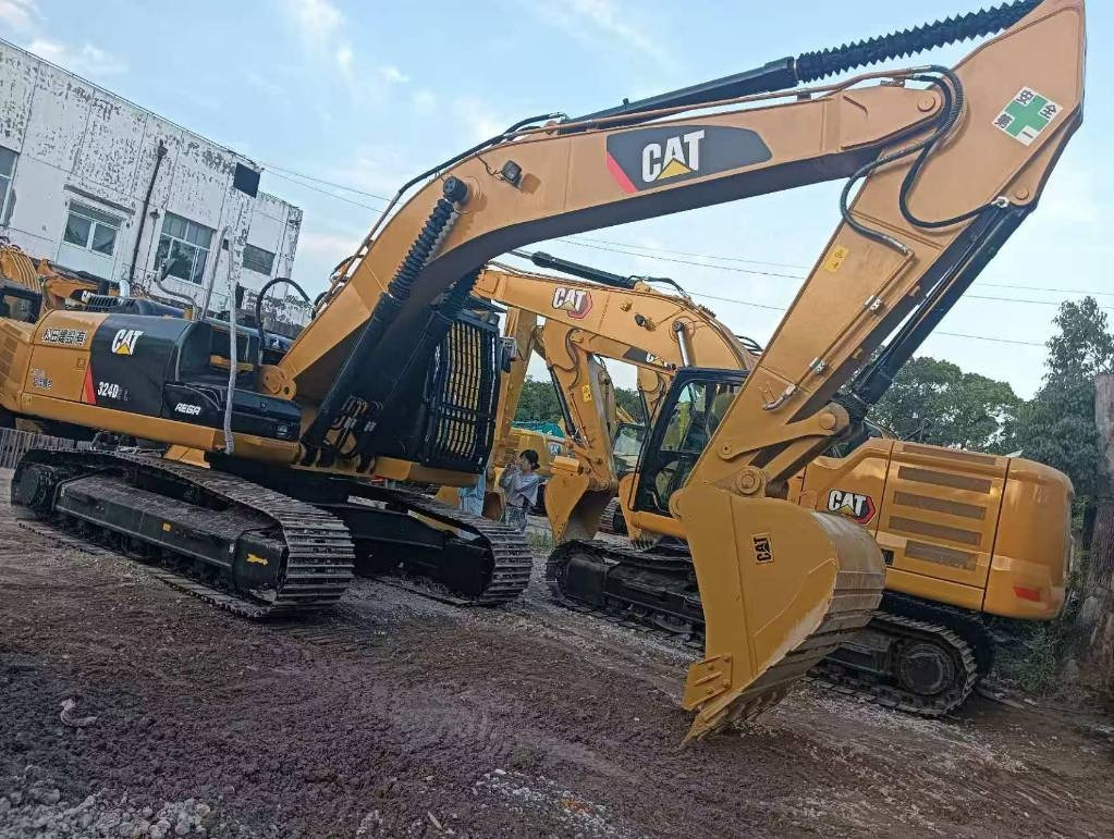 CAT 324 D2L - Bager guseničar: slika 1 CAT 324 D2L - Bager guseničar: slika 1