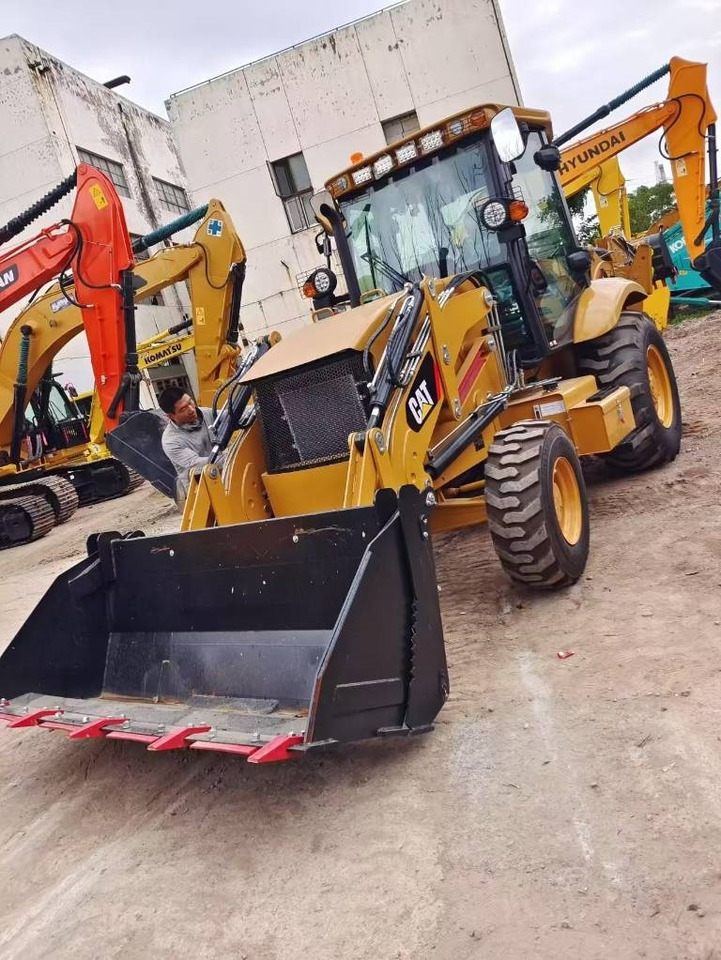 CAT 420 F - Bager utovarivač: slika 3 CAT 420 F - Bager utovarivač: slika 3