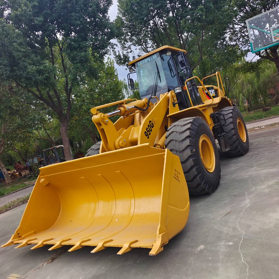CAT 950GC - Utovarivač točkaš: slika 2 CAT 950GC - Utovarivač točkaš: slika 2