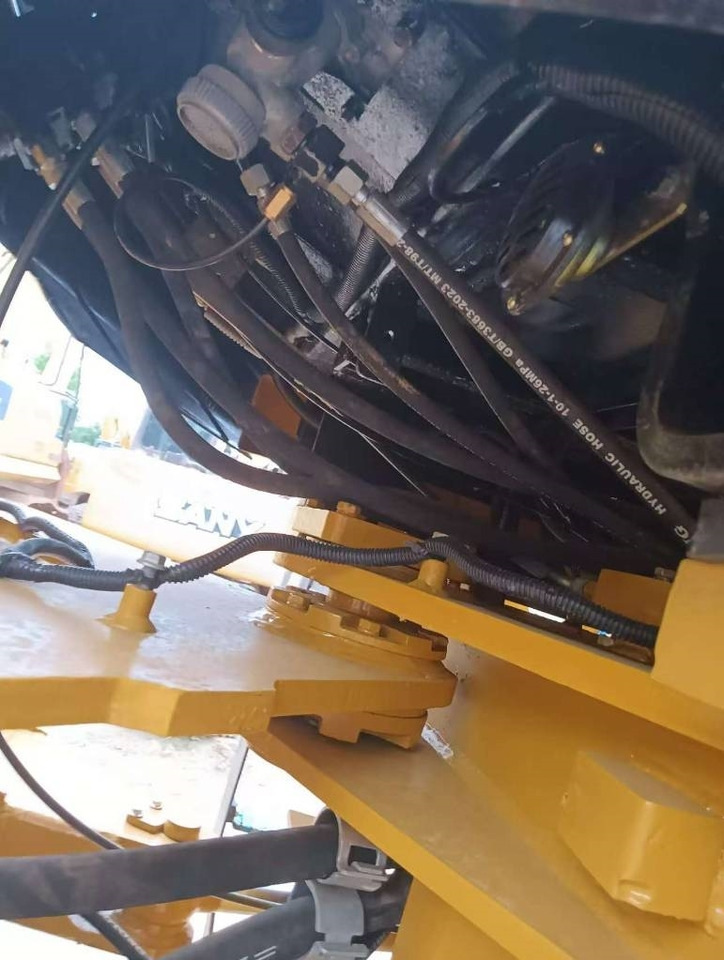 Utovarivač točkaš CAT 966 H: slika 7