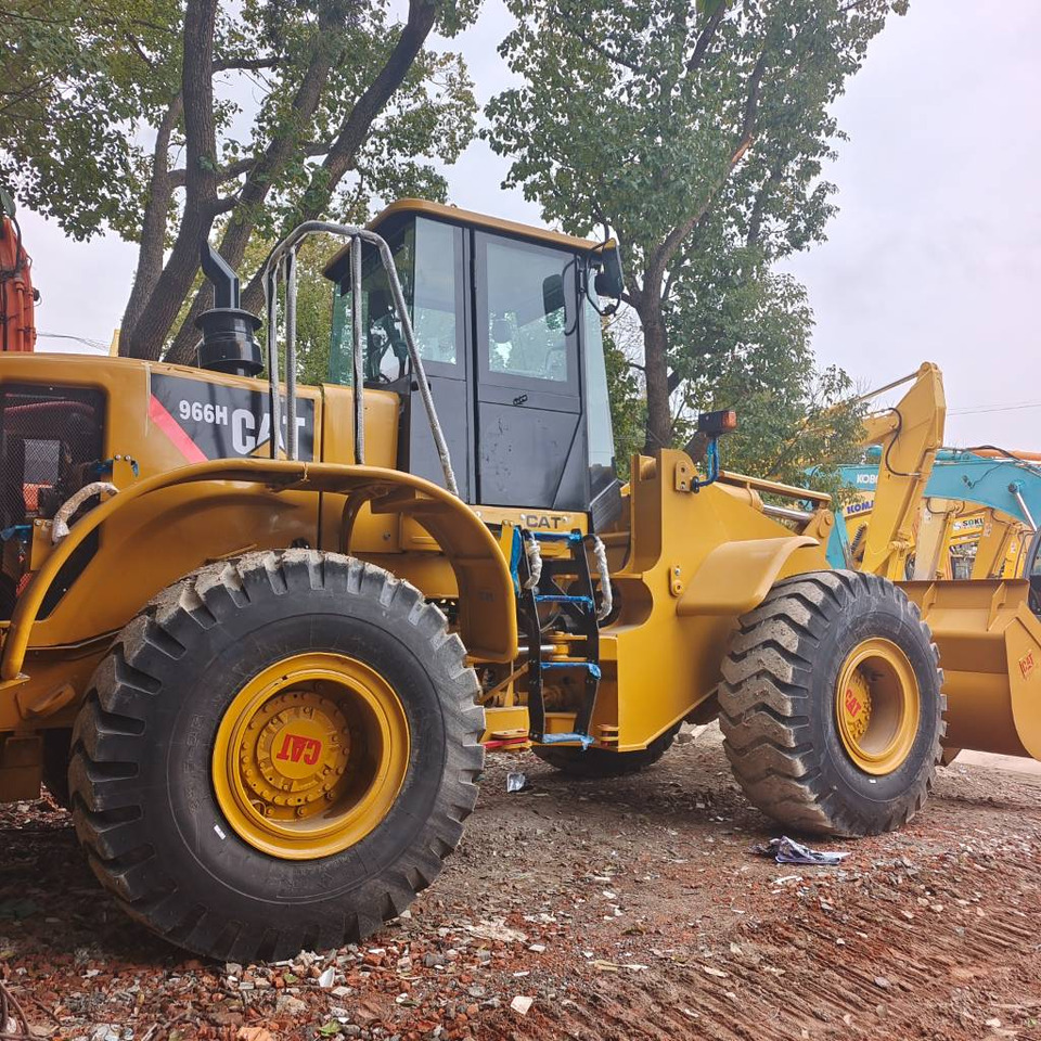 CAT 966 H - Utovarivač točkaš: slika 3 CAT 966 H - Utovarivač točkaš: slika 3
