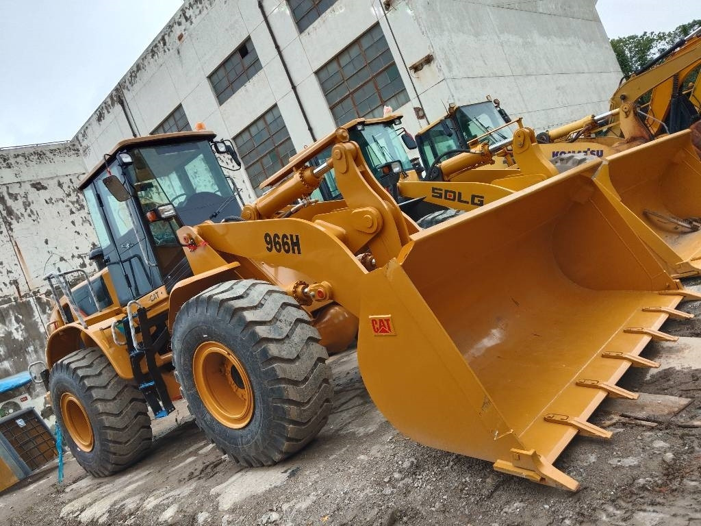 CAT 966 H - Utovarivač točkaš: slika 5 CAT 966 H - Utovarivač točkaš: slika 5