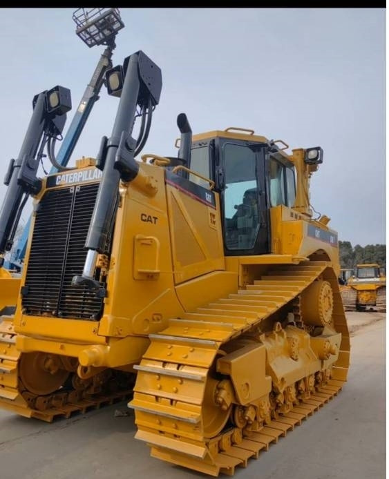CAT D 8 T - Buldožer: slika 2 CAT D 8 T - Buldožer: slika 2
