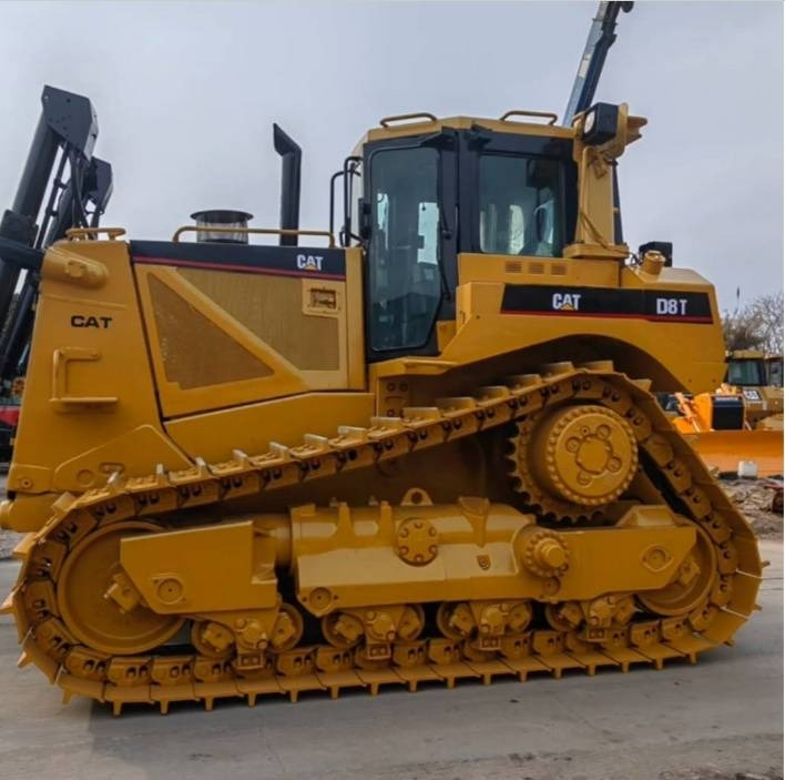 CAT D 8 T - Buldožer: slika 1 CAT D 8 T - Buldožer: slika 1