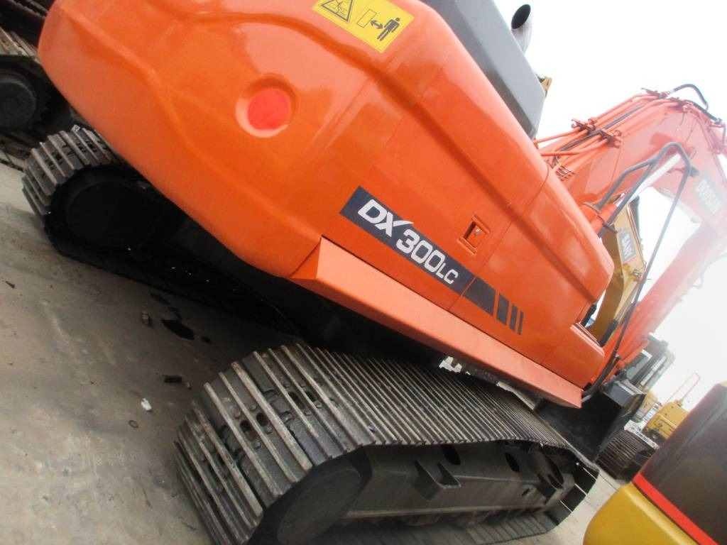 Bager guseničar Doosan DOOOSAN DX300: slika 15