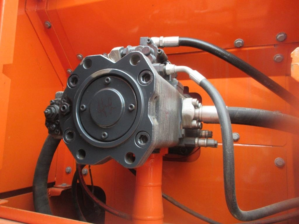 Bager guseničar Doosan DOOOSAN DX300: slika 17