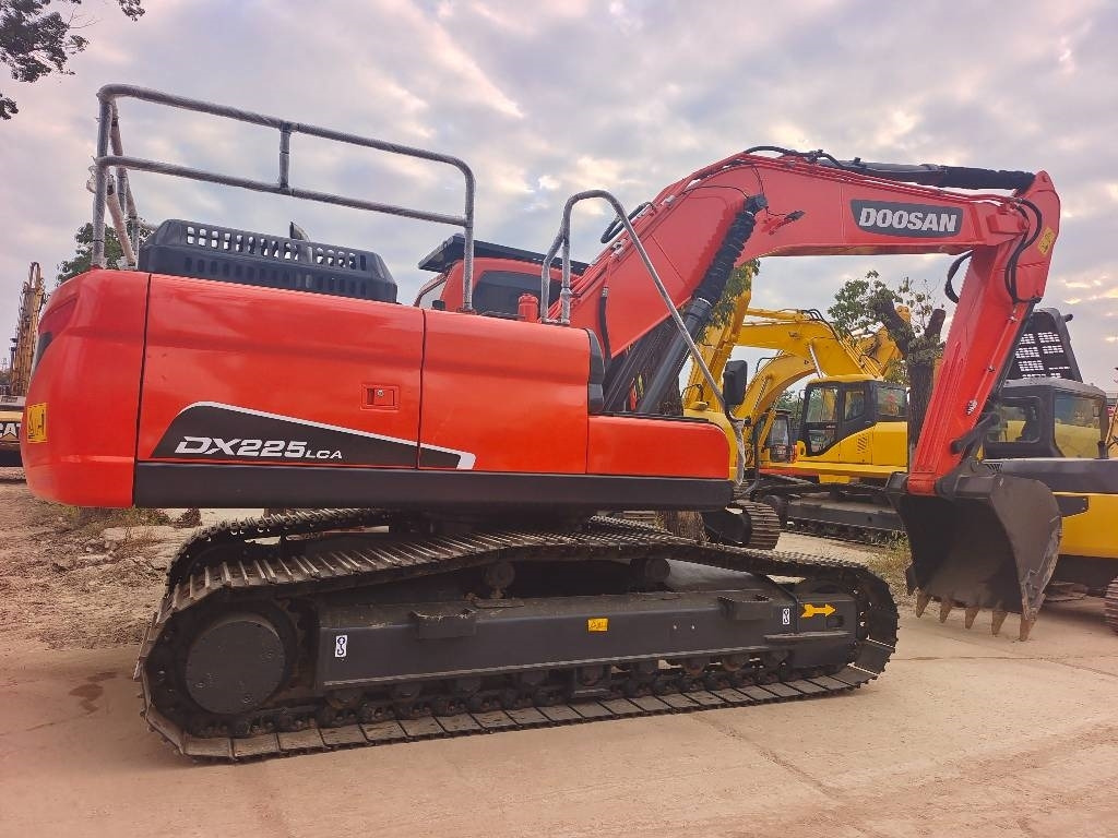 Doosan DX 225 - Bager guseničar: slika 2 Doosan DX 225 - Bager guseničar: slika 2