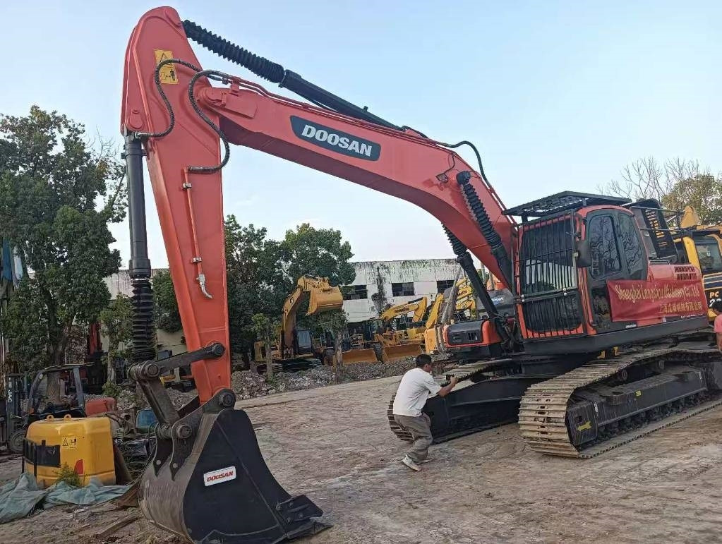 Doosan DX 225 LC-9C - Bager guseničar: slika 3 Doosan DX 225 LC-9C - Bager guseničar: slika 3