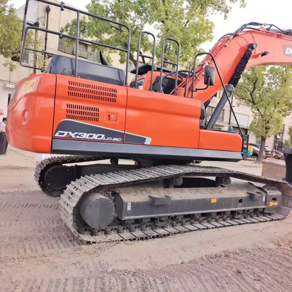 Lizing  Doosan DX 300 Doosan DX 300: slika 6