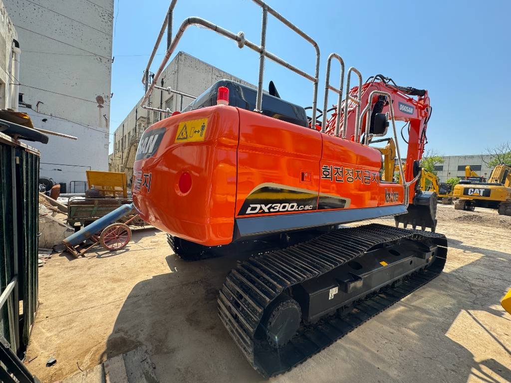 Doosan DX 300 LC-9S - Bager guseničar: slika 2 Doosan DX 300 LC-9S - Bager guseničar: slika 2