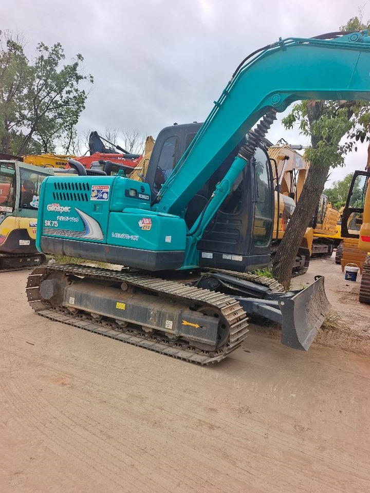 Lizing  Kobelco SK 75 CSR Kobelco SK 75 CSR: slika 8
