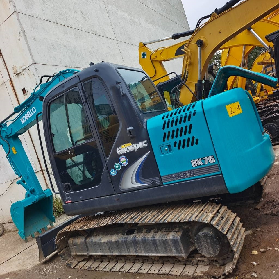 Lizing  Kobelco SK 75 CSR Kobelco SK 75 CSR: slika 6
