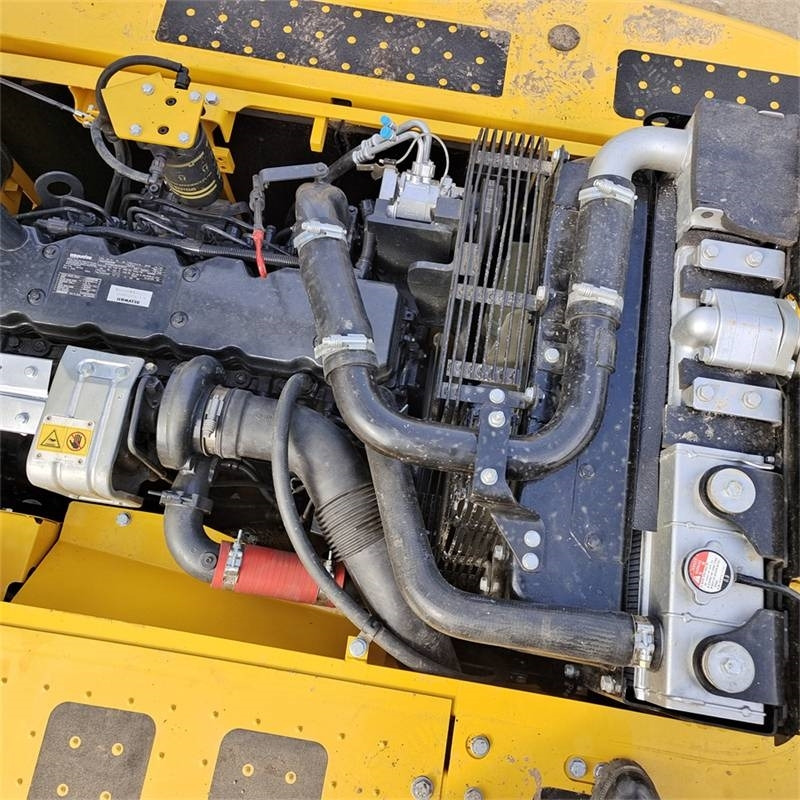 Komatsu PC 200 - Bager guseničar: slika 5 Komatsu PC 200 - Bager guseničar: slika 5