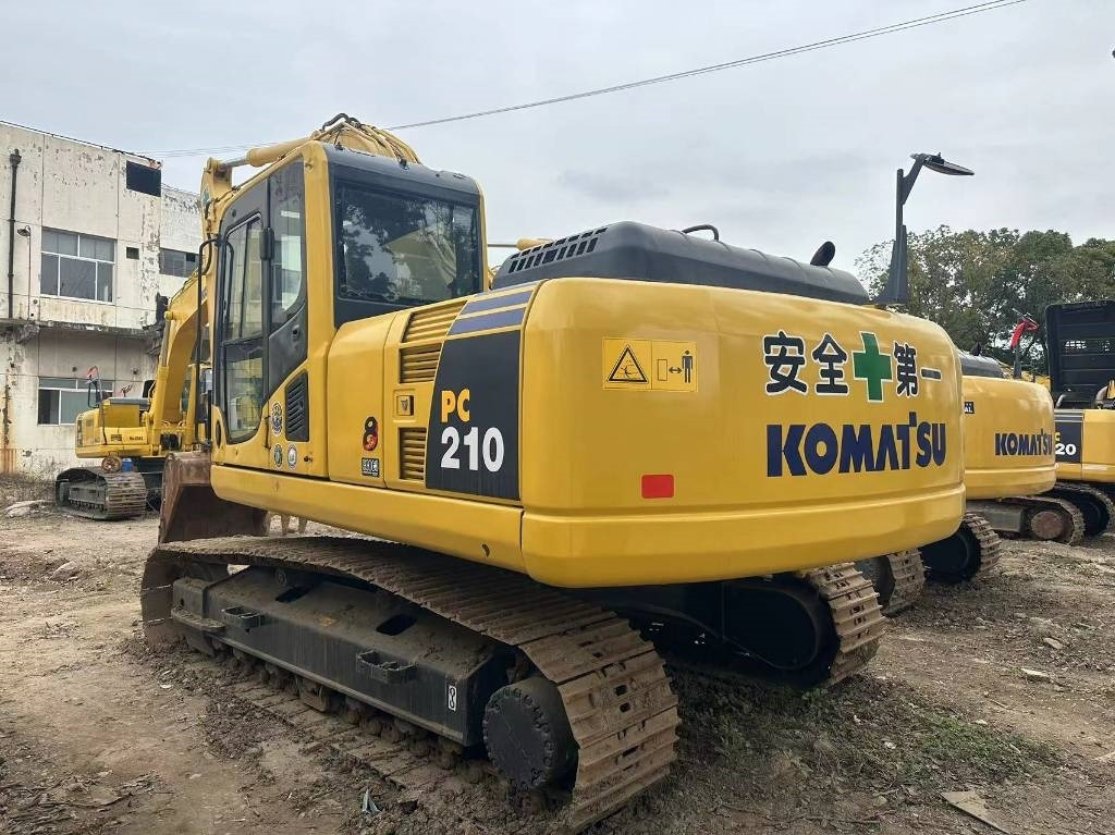 Komatsu PC 210 LC - Bager guseničar: slika 2 Komatsu PC 210 LC - Bager guseničar: slika 2